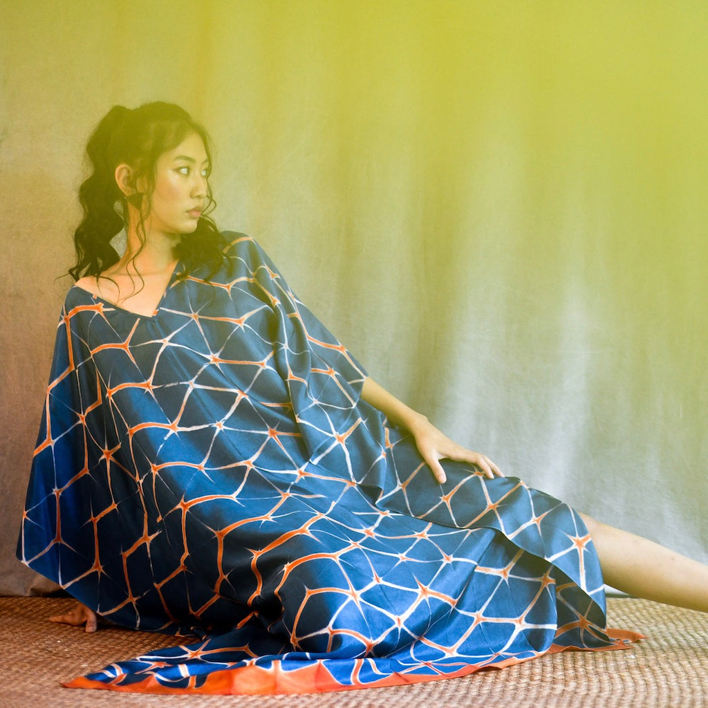 The Art of Itajime Shibori: Techniques, Surprises, and Master Artisans